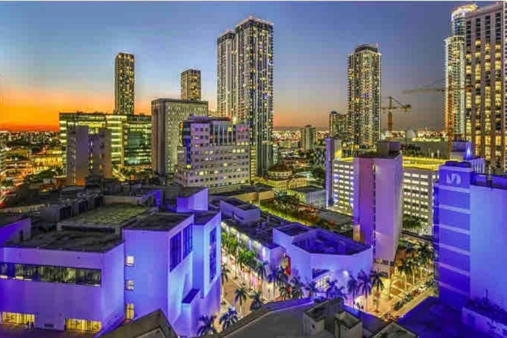 Downtown Miami 2 Br-Sleeps 6- 1-Kingbed, Sofabed Apartment Exterior photo